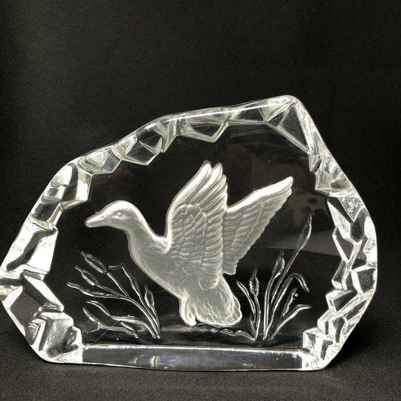 Large Duck In Flight Art Glass Sculpture - Picture 5 of 11